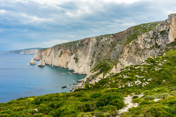 Greece, Zakynthos, Coastal path along impressive abrupt chalk cliffs
