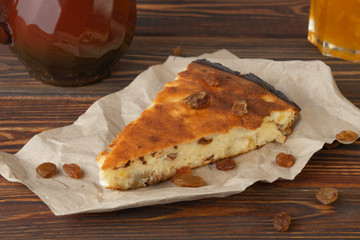 Cottage cheese pudding with Apple and raisins