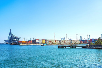 Fototapeta premium Shenzhen Yantian Port/Cargo Terminal Container
