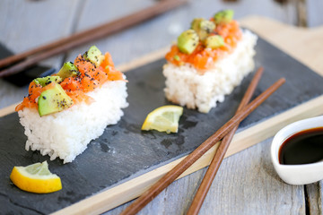 barre de riz saumon avocat 4