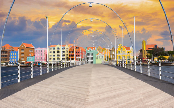 Floating pantoon bridge in Willemstad, Curacao, evening time