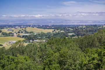 Fototapeta na wymiar View towards Palo Alto from the San Francisco bay Peninsula, California