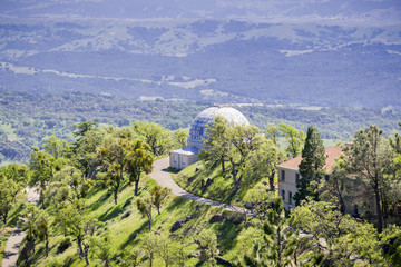 Fototapeta na wymiar Old observatory dome, Mt Hamilton, San Jose, San Francisco bay, California