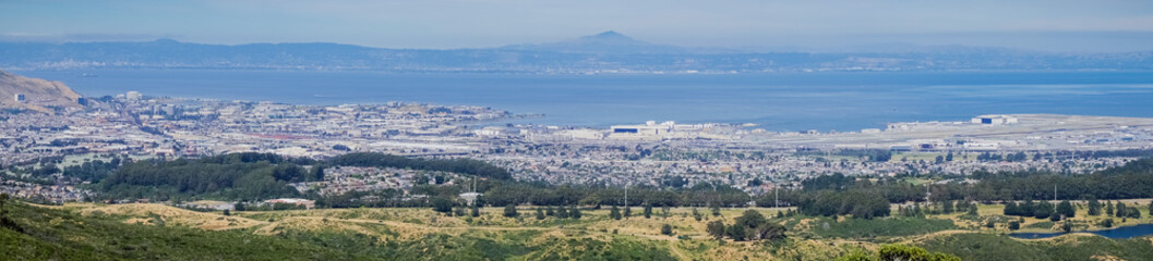 Obraz premium View towards San Francisco airport, California