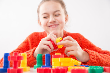  Integracja sensoryczna. Ćwiczenia na sprawność ruchową dłoni i palców. © doroguzenda