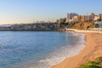 Fototapeta premium Vista da Praia de São Pedro do Estoril Portugal