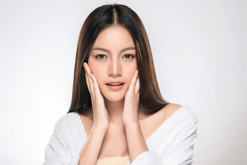 Fototapeta premium Beautiful Young asian Woman with Clean Fresh Skin