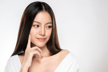 Fototapeta premium Beautiful Young asian Woman with Clean Fresh Skin