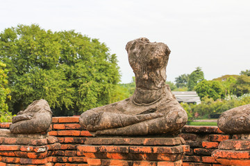 Fototapeta na wymiar Wat Chaiwatthanaram Temple in Ayutthaya Historical Park, Thailand.