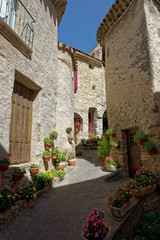 Fototapeta na wymiar Saint-Guilhem-le-Désert, Hérault, Languedoc-Roussillon, France