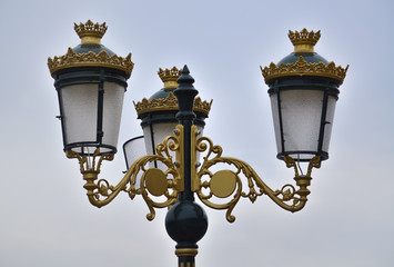 Fototapeta na wymiar Decorative street lamp