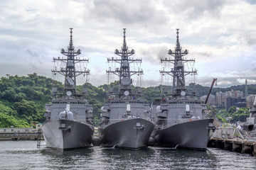 護衛艦 © xiaosan