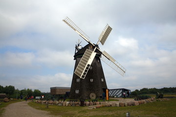 Fototapeta na wymiar Malchow Windmühle