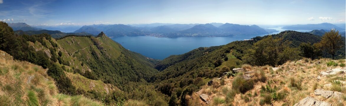 View from Morissolino to Lago Maggiore, left peak of Cima di Morissolo, Panorama, Cannero Riviera, Verbano-Cusio-Ossola province, Piedmont region, Italy, Europe