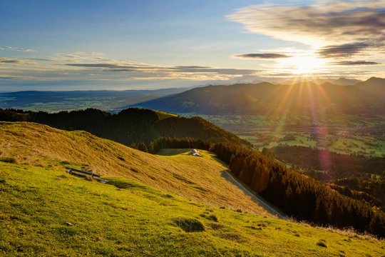 Schnaiteralm at sunrise, view from Zwiesel near Wackersberg, Isarwinkel, Upper Bavaria, Bavaria, Germany, Europe