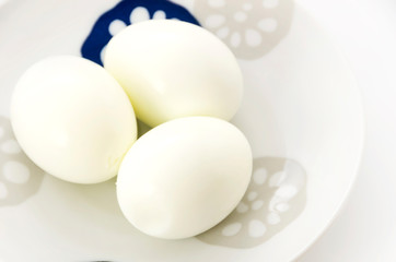ゆで玉子（殻を剥いたもの）