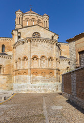 Fototapeta na wymiar Cobblestoned street leading to the cathedral in Toro, Spain
