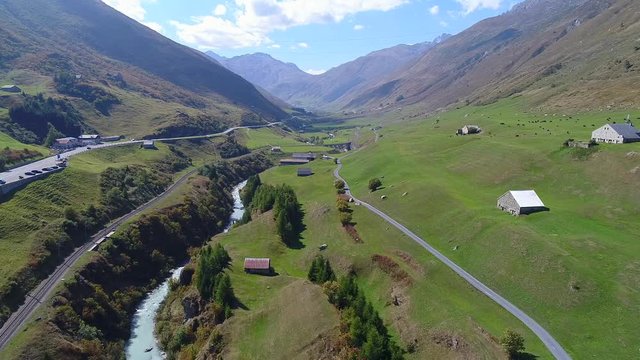 Alpenlandschaft im Sommer