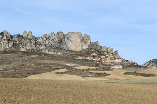 cellorigo,la rioja,comarca de haro,espa&ntilde;a,vista pe&ntilde;a luenga,montes obarenes