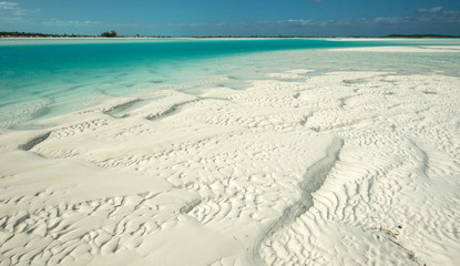 Fototapeta na wymiar Beaches in Exuma, Bahamas
