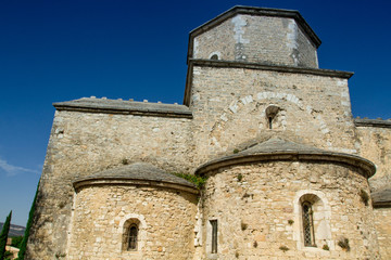 Fototapeta na wymiar ancienne église en Ardèche