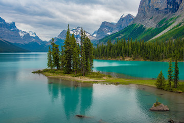 Canada forest landscape of Spirit Island with big mountain in the background, Alberta, Canada. - 242532883