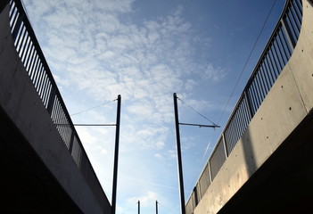 Kronenbrücke in Freiburg von unten