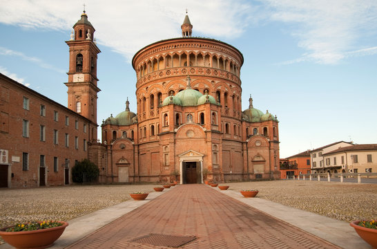 basilicata s. maria della croce crema