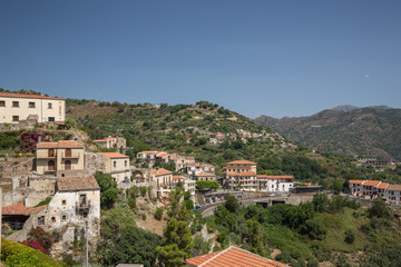 Fototapeta na wymiar The hilltop village of Savoca in Sicily