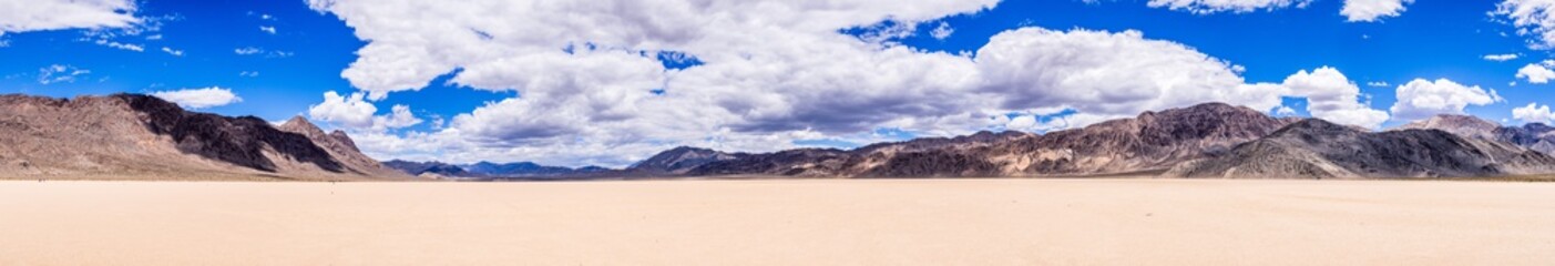 Fototapeta na wymiar Panoramic view of the Racetrack Playa, Death Valley National Park, California
