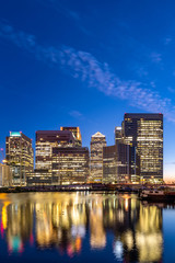 Fototapeta premium London Canary Wharf sunset