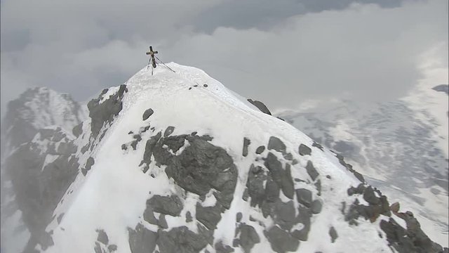 Flug &uuml;ber den Gro&szlig;nockner - h&ouml;chster Berg &Ouml;sterreichs