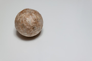 Kugel auf Weißen Hintergund 4