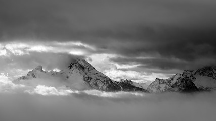 Watzmann in den Wolken im Winter