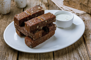 fried Garlic croutons