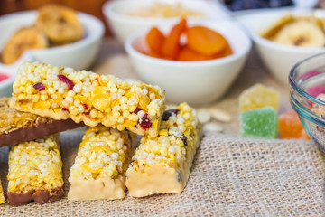 Granola bars 