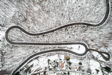 Foto op Aluminium Winter road turns from above © Csák István