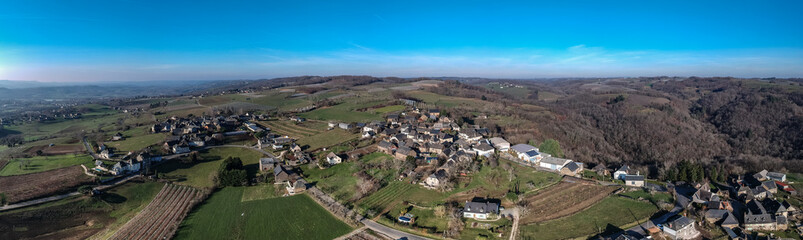 Fototapeta na wymiar Allassac (Corrèze - France) - Vue aérienne des trois villages