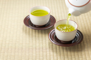 お茶を淹れる