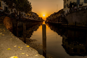 Fototapeta premium Sunset on the Naviglio Grande in the center of Milan