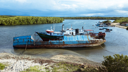 Barco en Ruinas