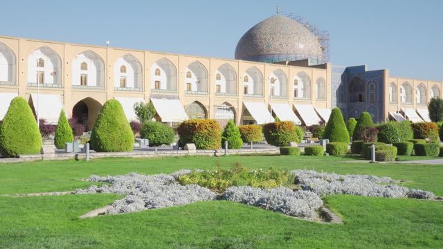 Wonderful dome of Sheikh Lotfollah Mosque in Isfahan, Iran