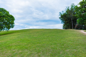 Obraz premium Viewpoint sea of mist, Beautiful mountain view with fog, sunrise scene, Doi Samer Dao