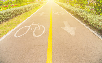 Obraz premium Bicycle sign, Bicycle Lane in public park, Traffic sign.