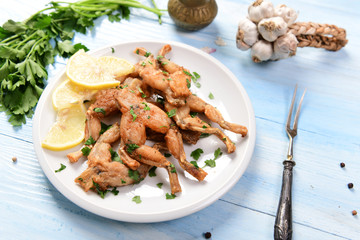 Fried frog legs