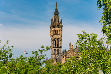 Fototapeta na wymiar Tower of the Glasgow University building