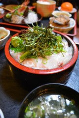 海鮮丼