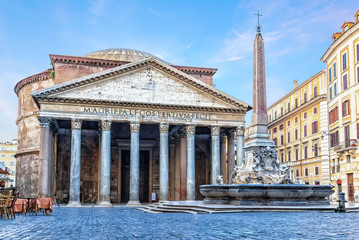 Fototapeta na wymiar Pantheon in Rome, famous Roman temple, Italy, no people