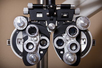eye exam phoroptor