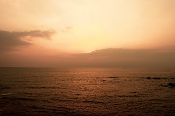 Fototapeta na wymiar sunset beach warmup sri lanka